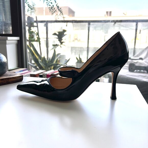 Manolo Blahnik Black Patent Leather Mary Jane Classic Pumps 39 - Picture 8 of 10